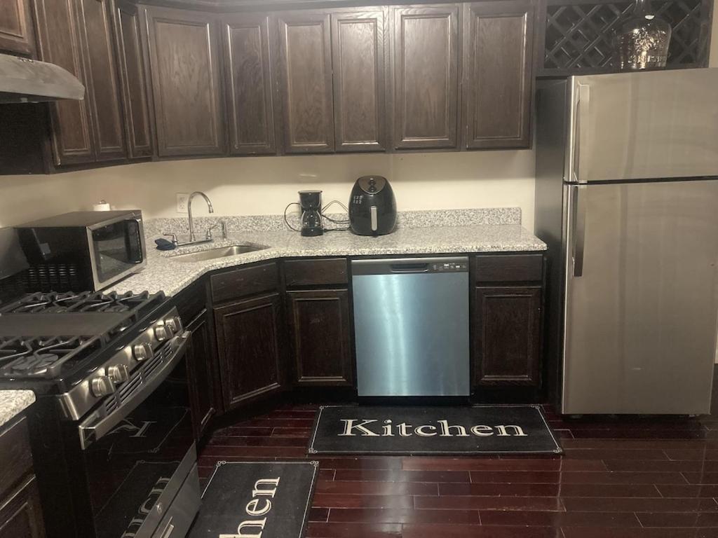 Remodel Historical Vinetta Loft By The Water Detroit
